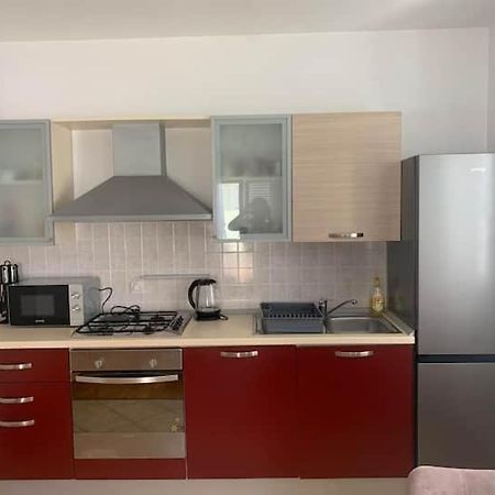Apartman S & S Makarska Eksteriør billede