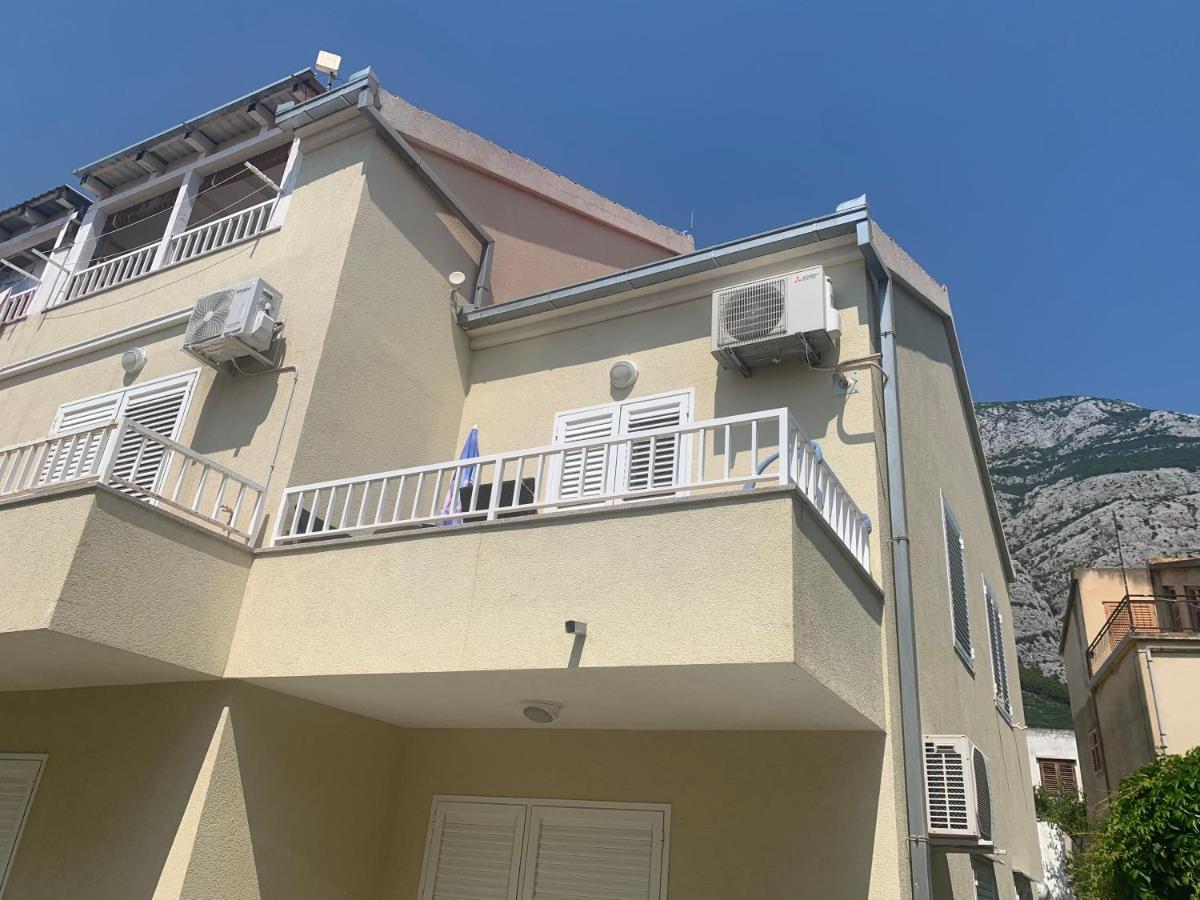 Apartman S & S Makarska Eksteriør billede